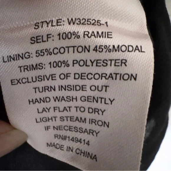 Johnny Was Floral Embroidered Shift Dress Small Black Boho Chic Eclectic Tassels - Picture 12 of 12